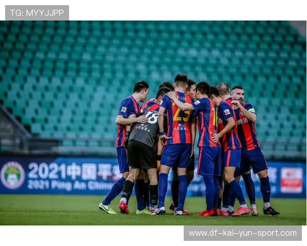 中超球队主场球迷互动活动开展，球迷给中超球队设计的队徽